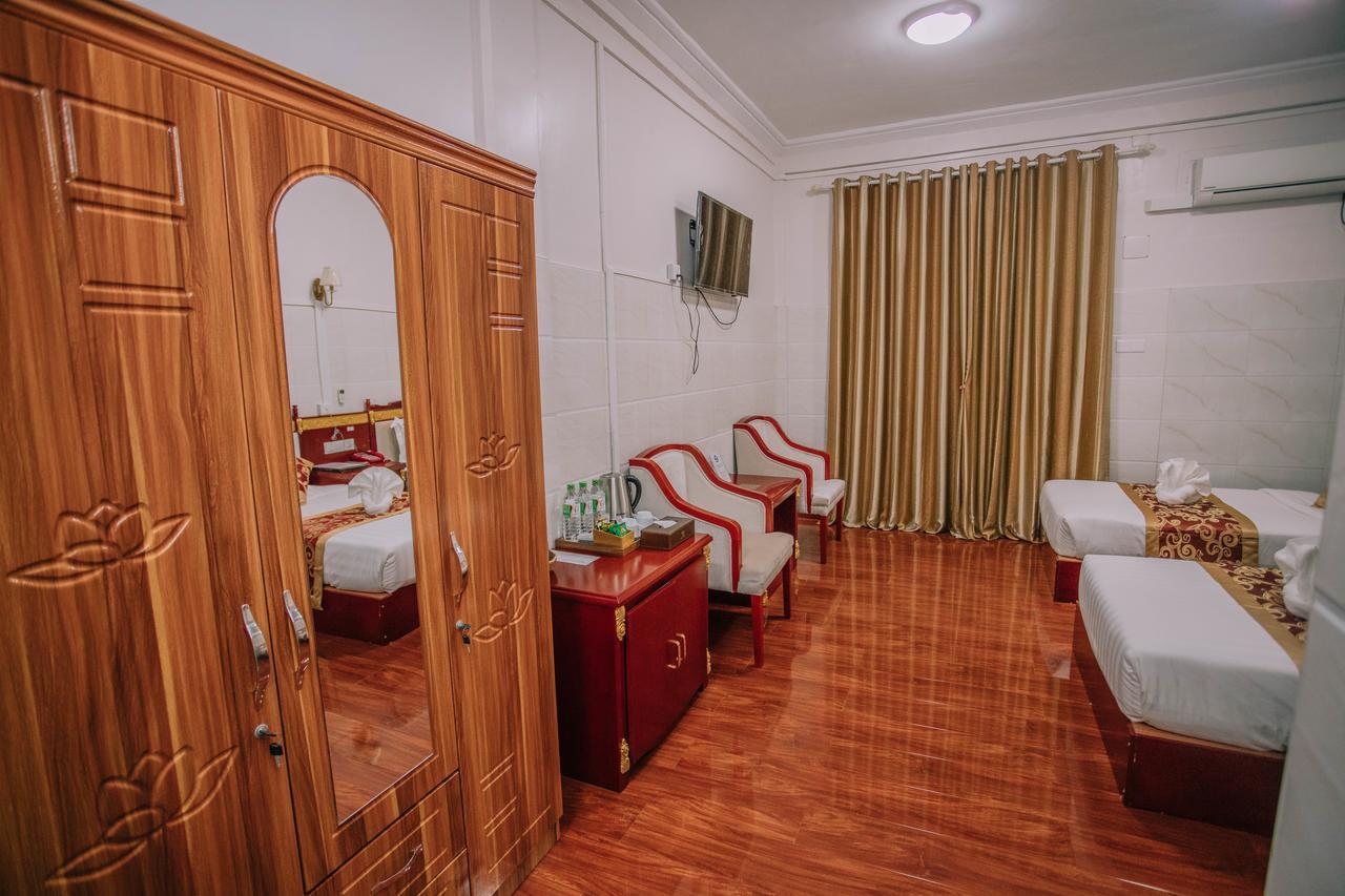 Amber Palace Hotel Myitkyinā Exteriér fotografie