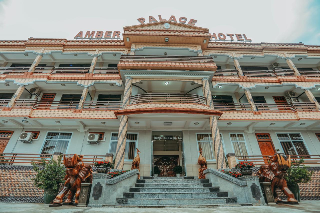 Amber Palace Hotel Myitkyinā Exteriér fotografie